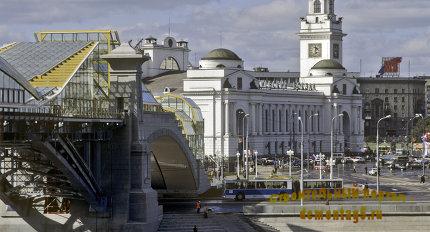 Вид на площадь Европы и Киевский вокзал