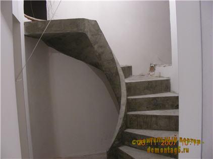 Монолитные лестницы от компании Алмаз-Проект