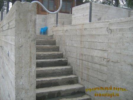 Изготовление монолитных лестниц от компании Алмаз-Проект