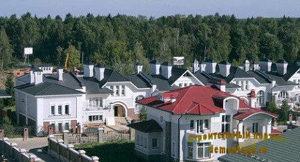 Каждый пятый дом на Рублевке выставлен на продажу - эксперты