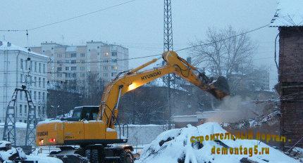 Власти приостановили снос здания в охранной зоне на западе Москвы
