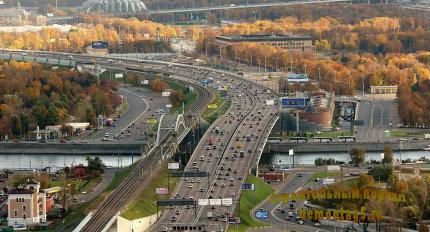 Участок трассы Москва-Петербург, примыкающий к столице, могут сдать в 2014 г