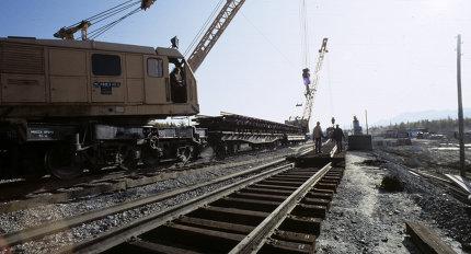 На строительстве железной дороги