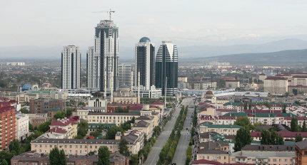 Одна из высоток горит в комплексе Грозный-сити в центре Чечни - очевидцы