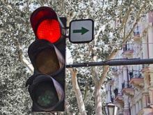 Столичным водителям разрешат поворачивать на красный свет