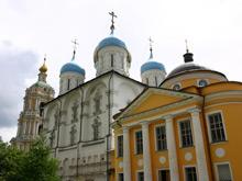 Новоспасский монастырь, где нашли стоянку и ломбард, оштрафовали